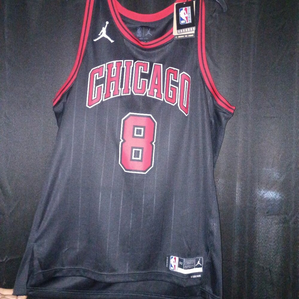 NBA CHICAGO BULLS LAVINE JERSEY SIZE XL